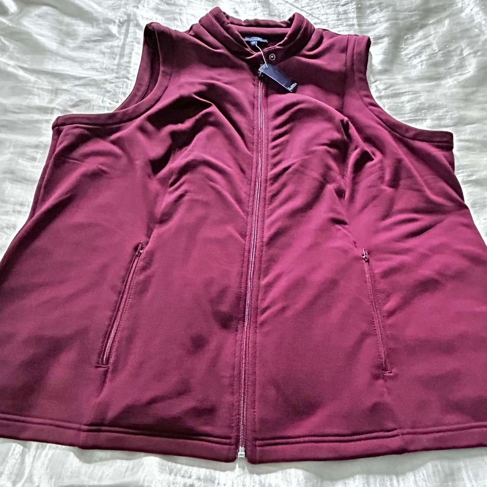 VEST, BURGUNDY, SIZE 3X, ZIPPED POCKETS, FRONT ZIPPER, PADDED COLLAR, ENCORE for